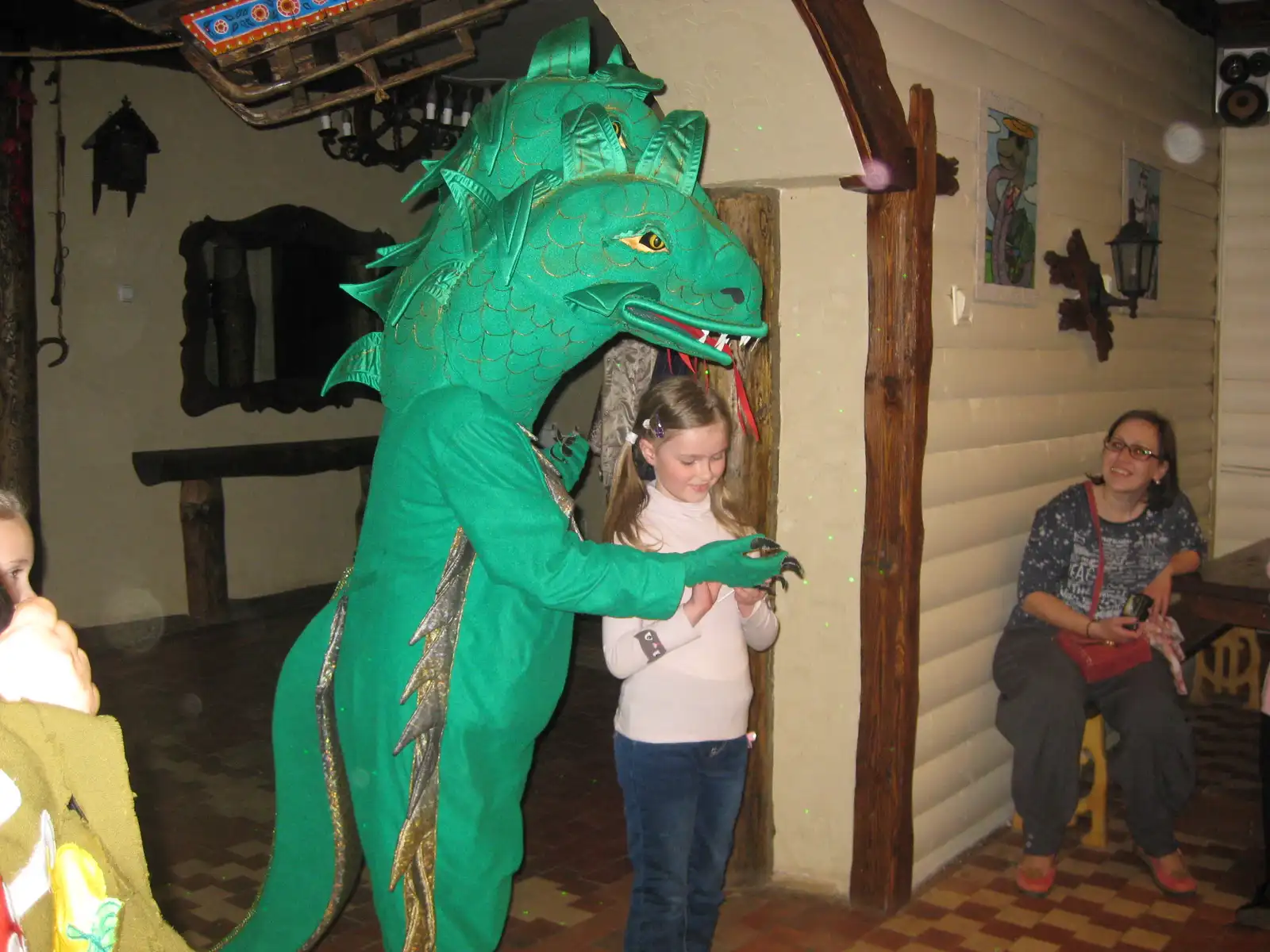 Детская программа "В гостях у Змея Горыныча"