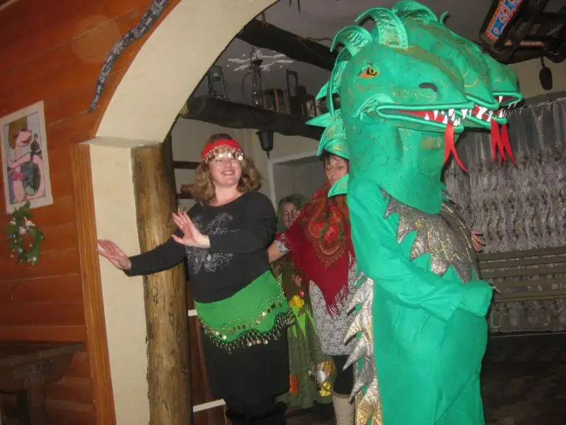 Программа для в взрослых "В гостях у Змея Горыныча"